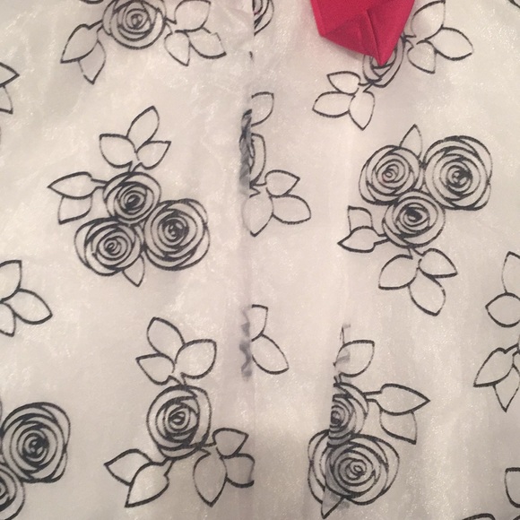 Dress - Picture 5 of 5